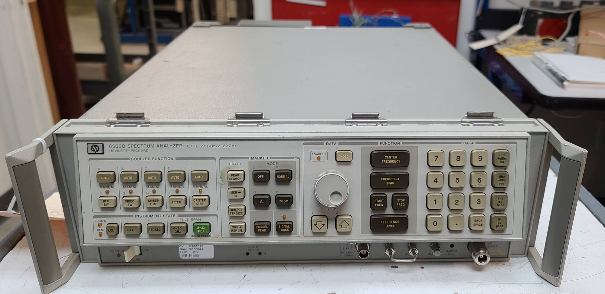 HP / Agilent 8566B just arrived